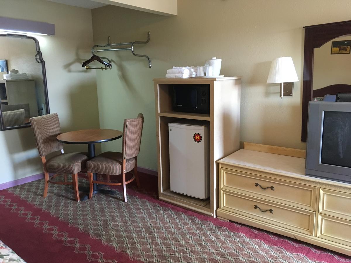 Ole Miss Motel Oxford Exterior photo
